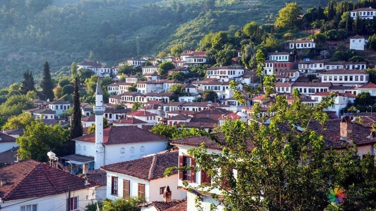 Un pueblo bonito en los montes egeos: Şirince