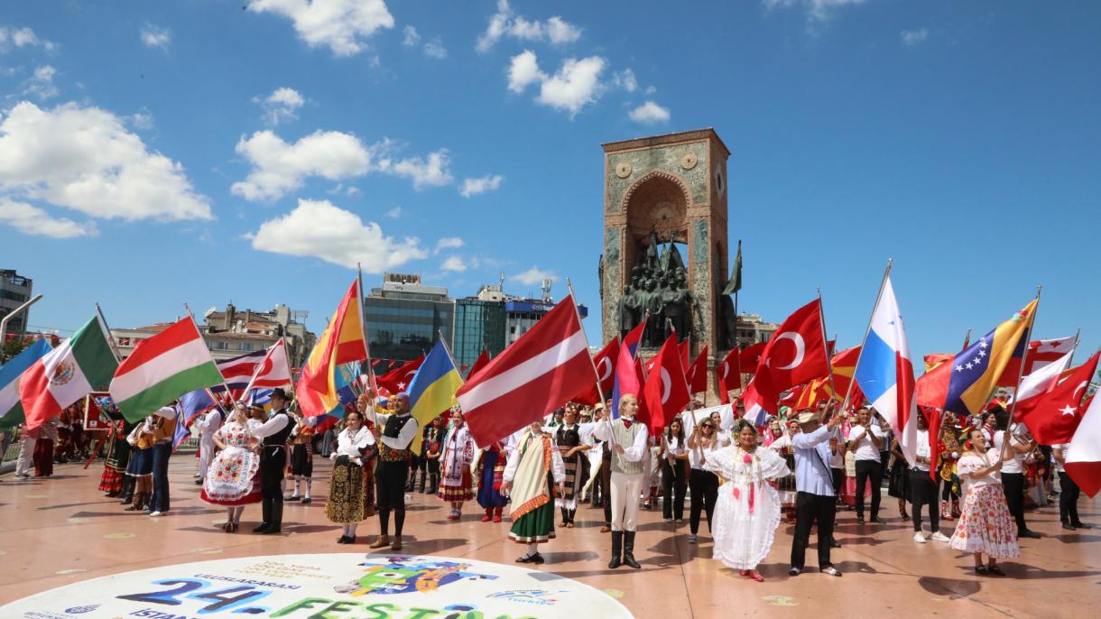 Embajadores de cultura y arte de 100 países se reúnen en İstanbul por el Centenario de la República