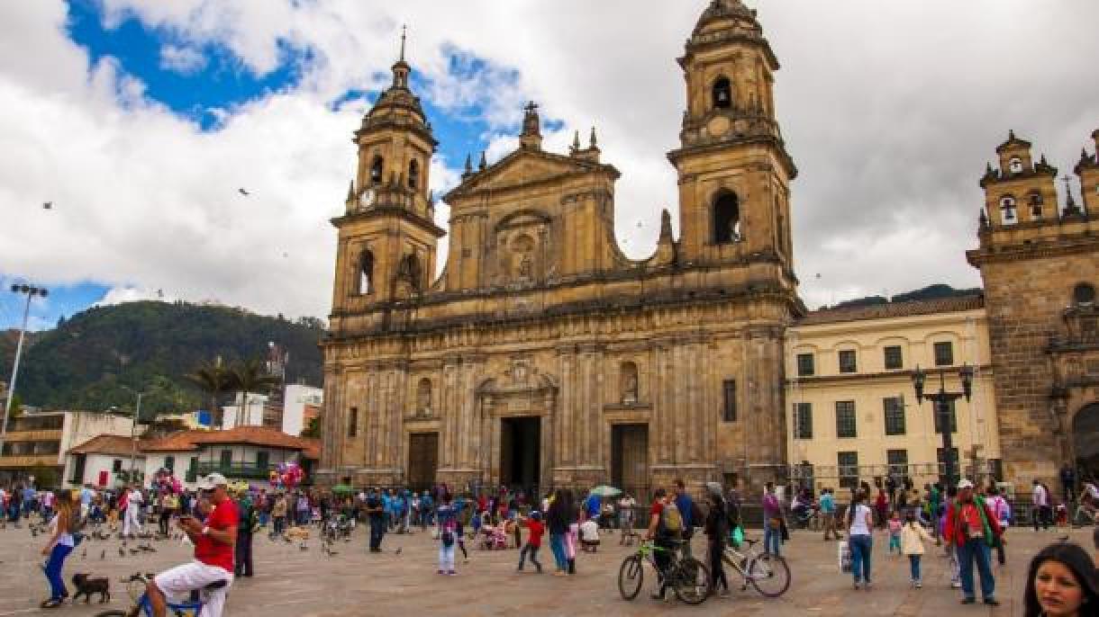 Líderes latino-americanos discutirão novas realidades políticas em Bogotá