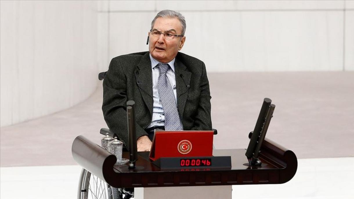 دنیز بایکال، نماینده مردم آنتالیا و رئیس سابق حزب جمهوری خلق ترکیه درگذشت