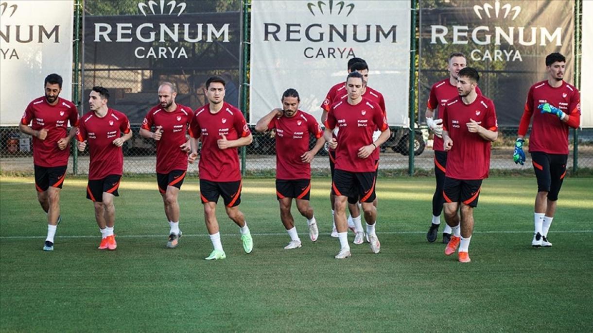 A seleção turca de futebol vai defrontar o Azerbaijão