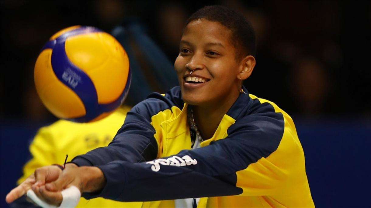 La voleibolista cubana Melissa Vargas se incorpora otra vez al Fenerbahçe