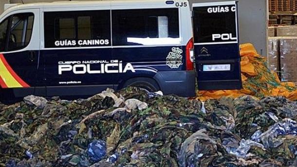 Espanha: Capturados 20 mil uniformes do DAESH e Al Nusra