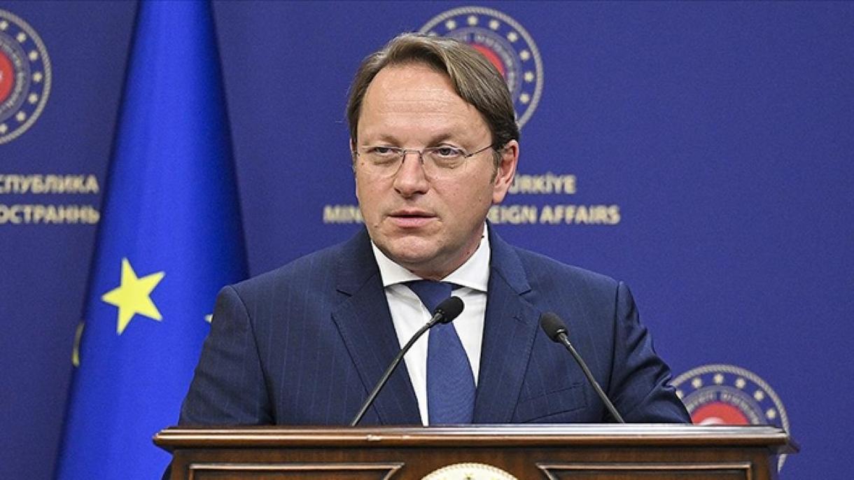 Comissário Europeu Várhelyi destaca reuniões frutíferas em Ancara