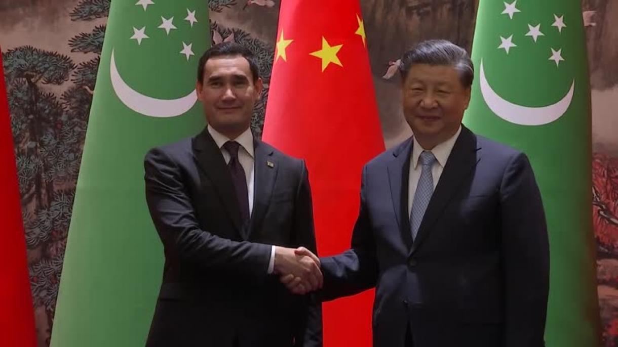 Кытайдын мамлекет башчысы Түркмөнстан жана Өзбекстандын президенттери менен жолугушту