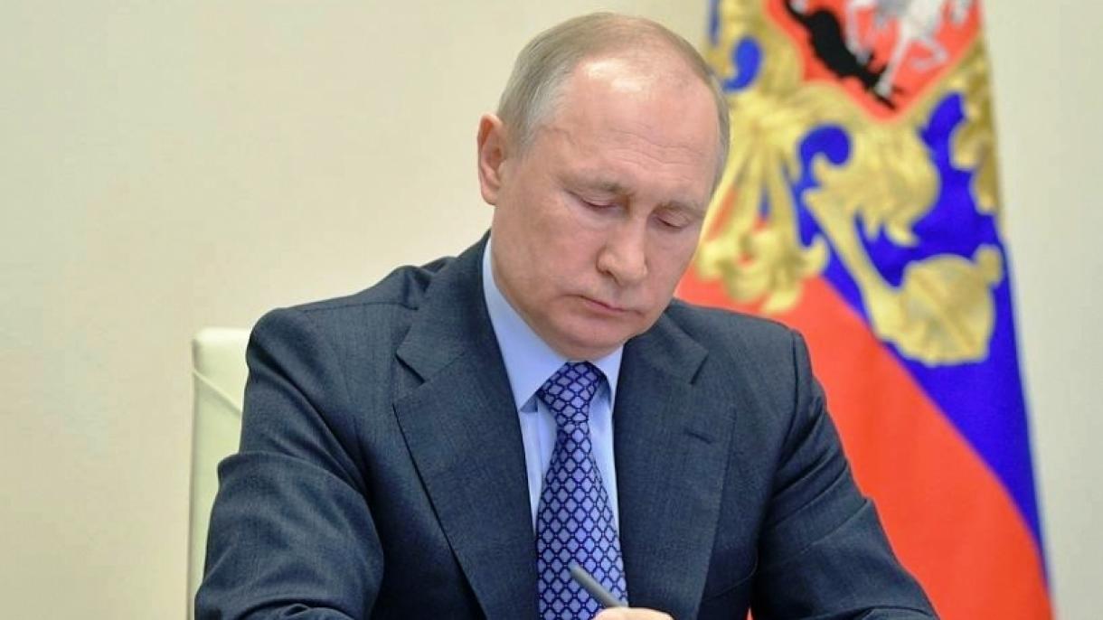 Rus halky Wladimir Putiniň 2036-njy ýyla çenli wezipesini dowam etdirmegini tassyklady