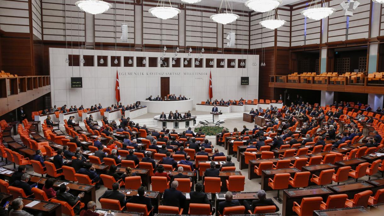 Парламент Эркин экономикалык зоналар боюнча мыйзамды кабыл алды