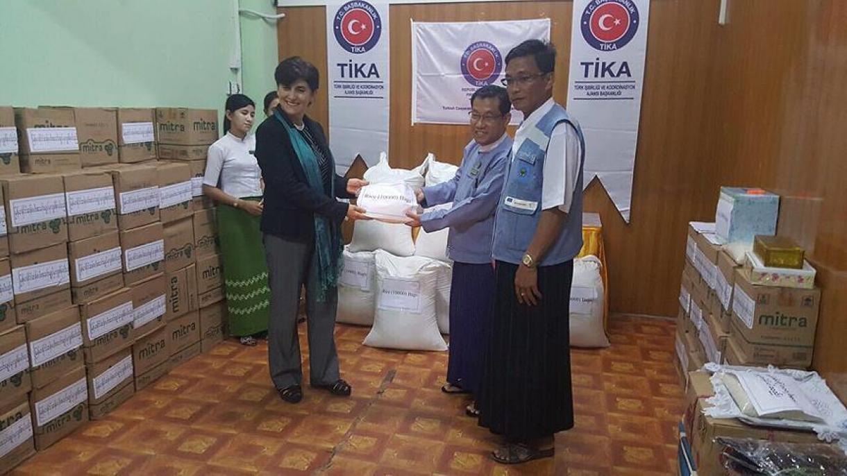 A ajuda da TIKA para os muçulmanos Arakan chegou ao seu primeiro ponto de destino