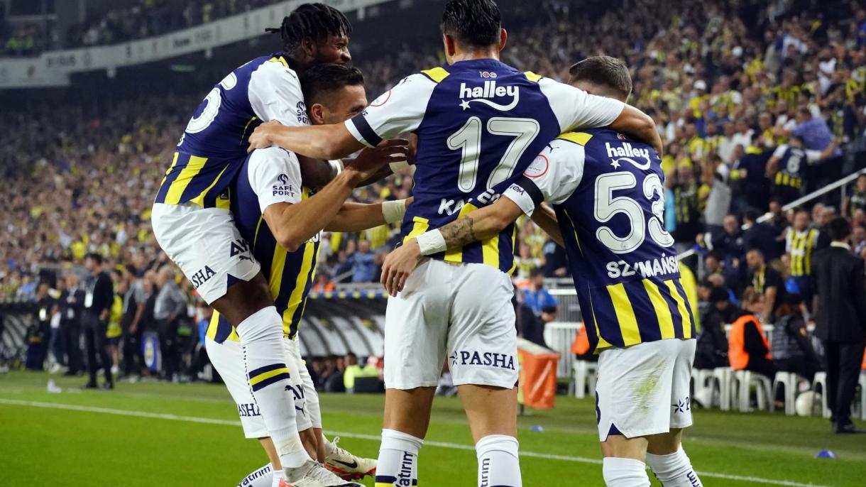 Fenerbahçe- liderul care a doborât recordurile...