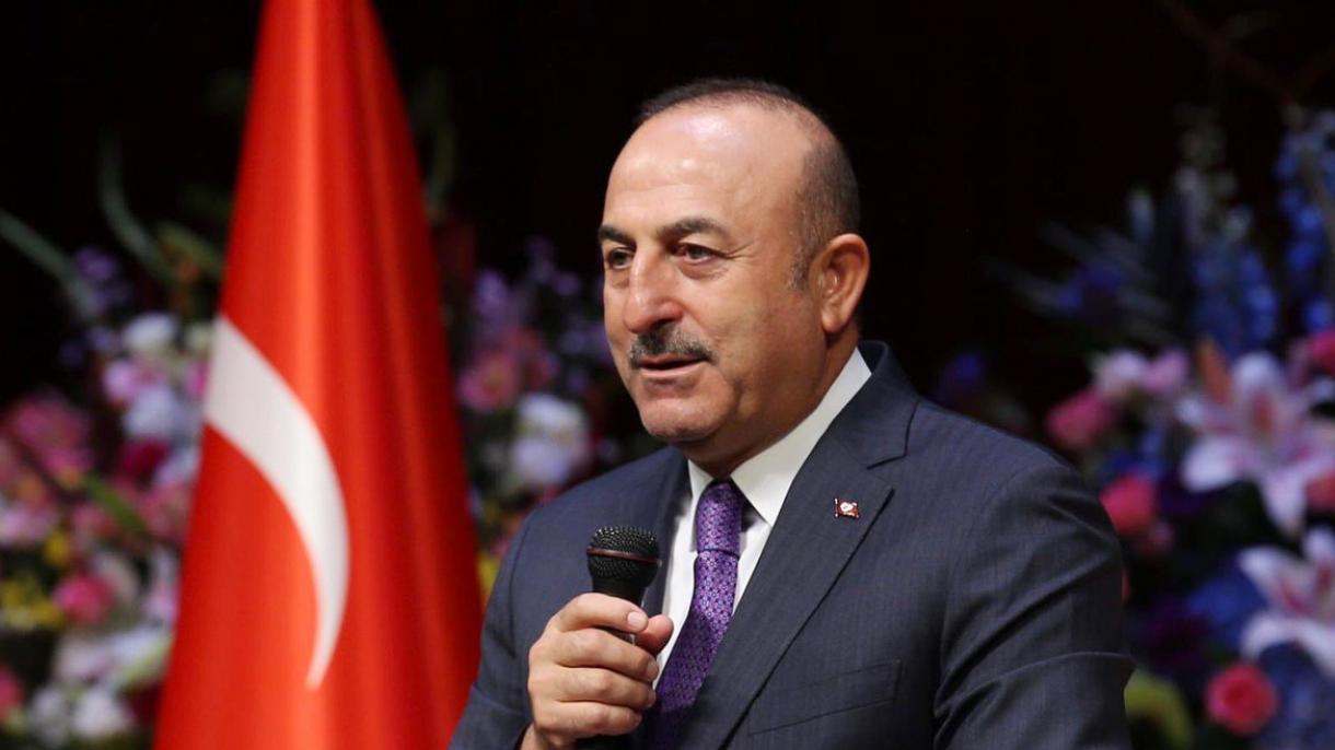 Mevlüt Çavuşoğlu, viajará para Nova York e Washington