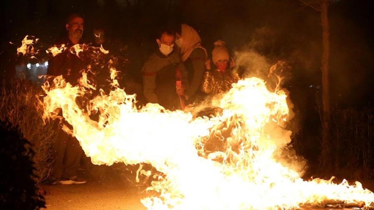 伊朗“星期三跳火节”庆祝活动中8人丧生 9百人受伤