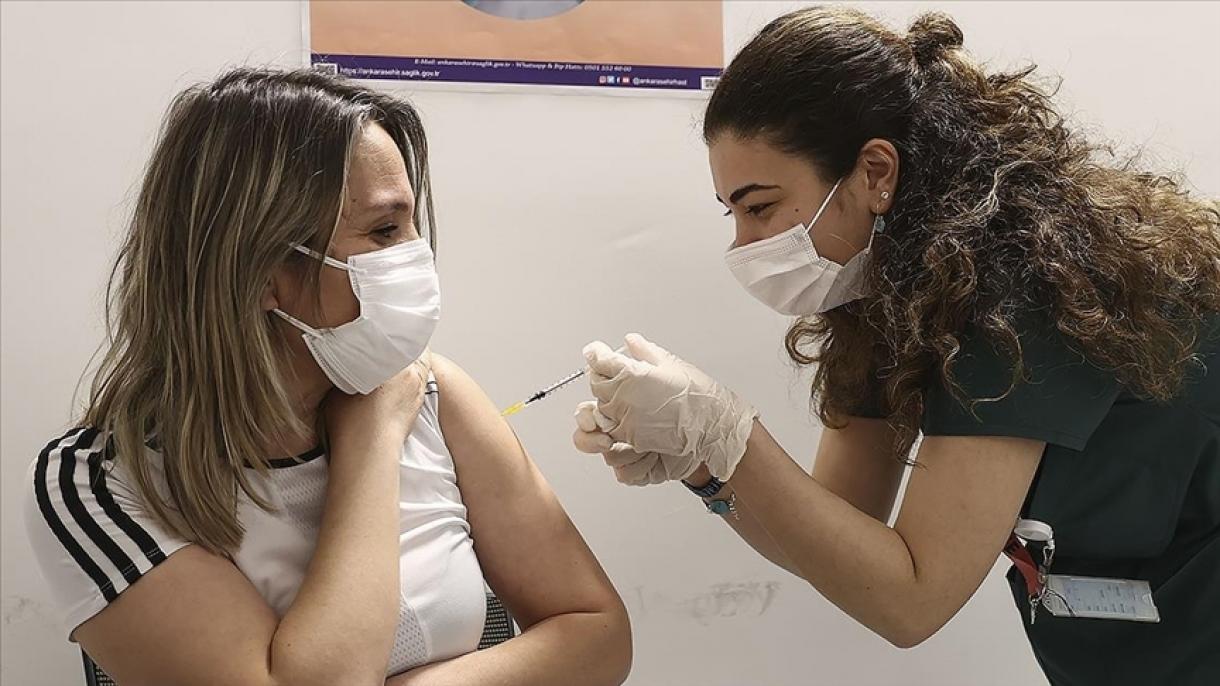 Ваксинационният процес в Турция продължава, над 29 милиона ваксинирани...