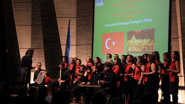 联合国教科文组织在巴黎举办国际母语日庆祝活动