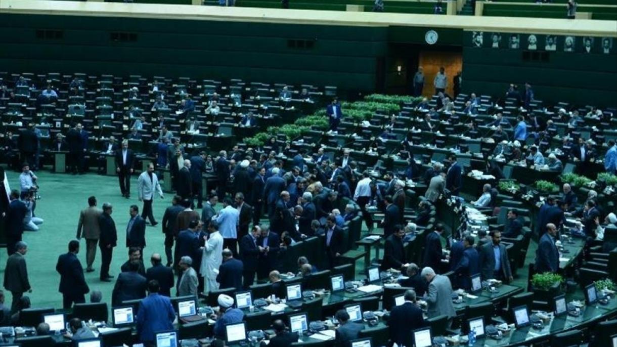 مجلس ایران: 70 سالگی پایان دوران ریاست جمهوری است