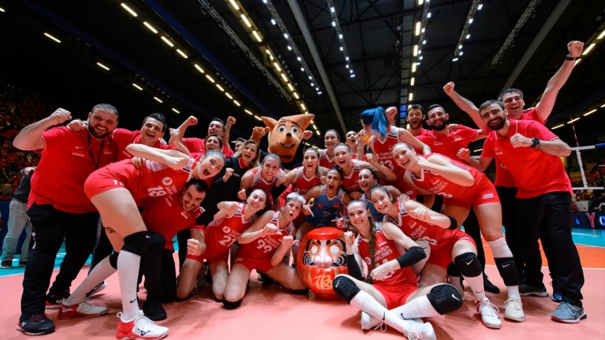 Equipe feminina de vôlei da Turquia se classifica para as Olimpíadas de 2020