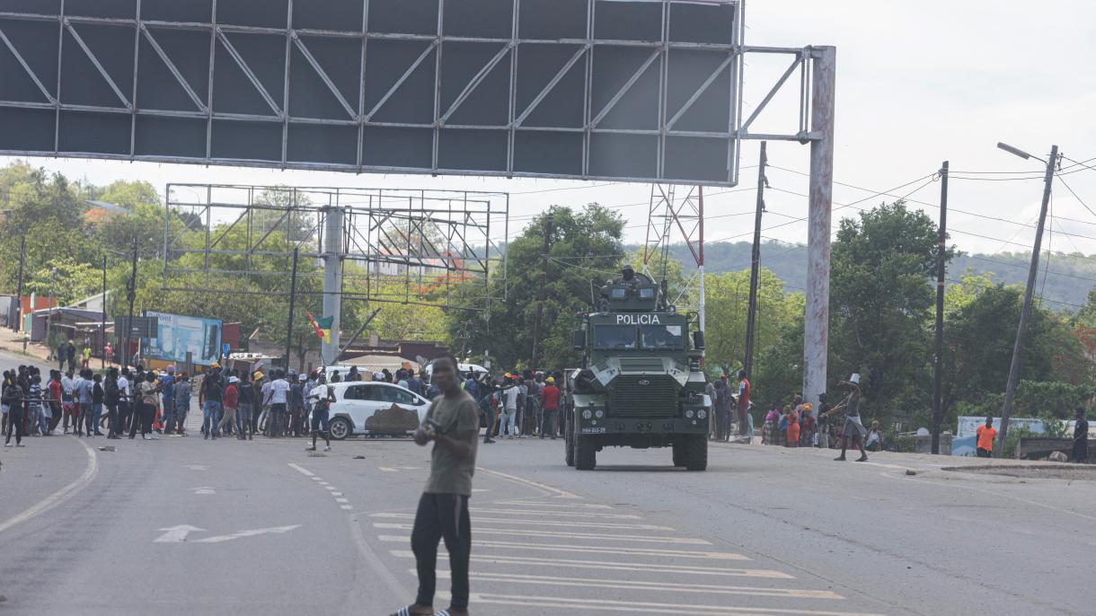 Mozambigiň polisi Maputo tussaghanasyndaky pitnede onlarça adamyň ölendigini habar berdi