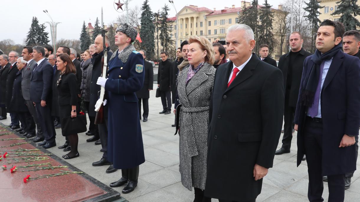 Presidente del parlamento turco Yıldırım se ha entrevistado con el presidente bielorruso