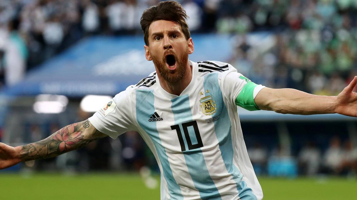 Mundial: una victoria difícil le pone a Argentina en octavos