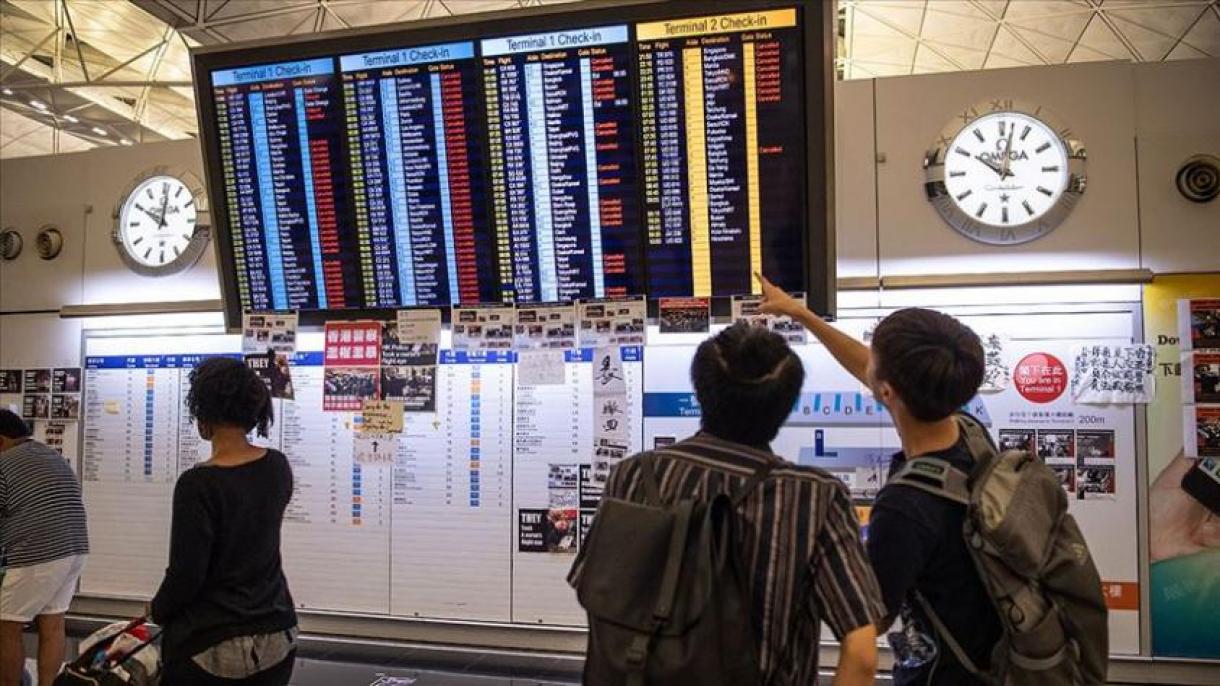 Международното летище в Хонконг възобнови полетите