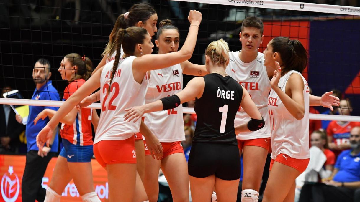 土耳其女排3-1击败捷克队