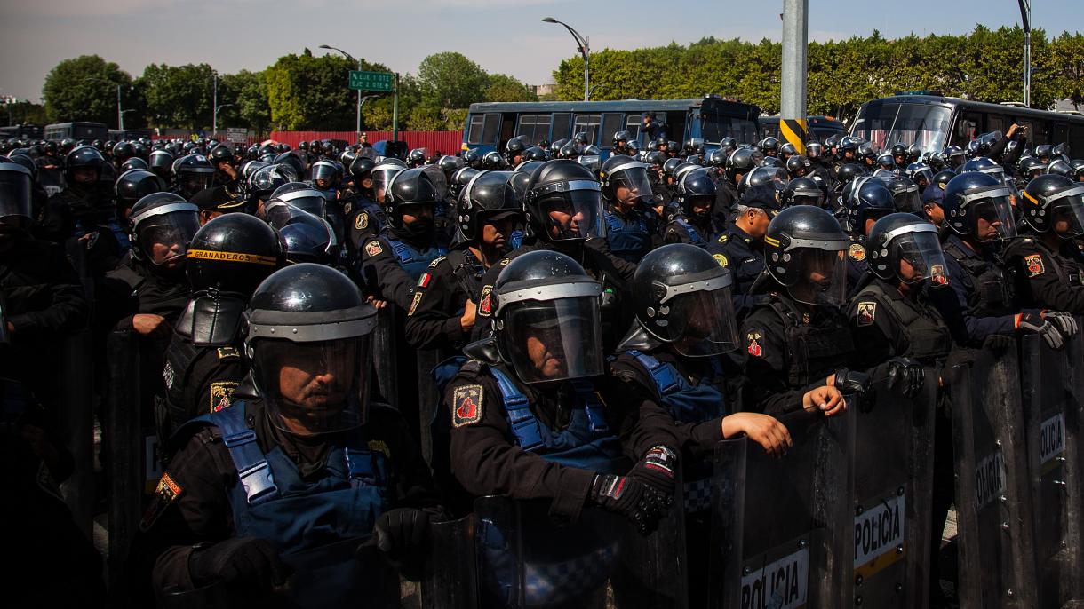 墨西哥一城市所有警察被拘留