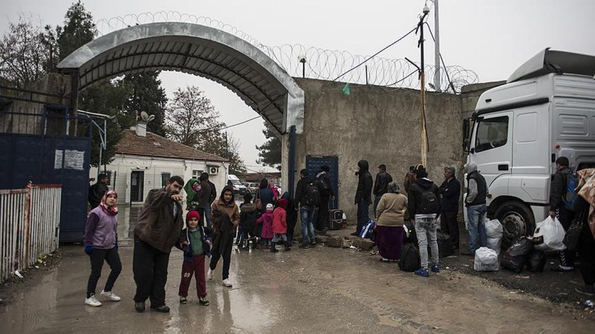 Συνεχίζουν να επιστρέφουν στη Τζεραμπλούς οι Σύριοι στην Τουρκία
