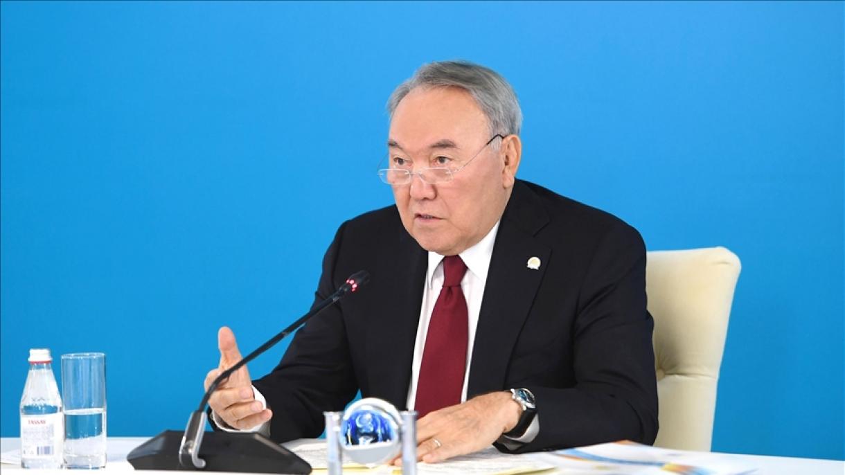 Nazarboyev “Nur Otan” partiyasi raisi vakolatlarini prezident To‘qayevga topshirdi