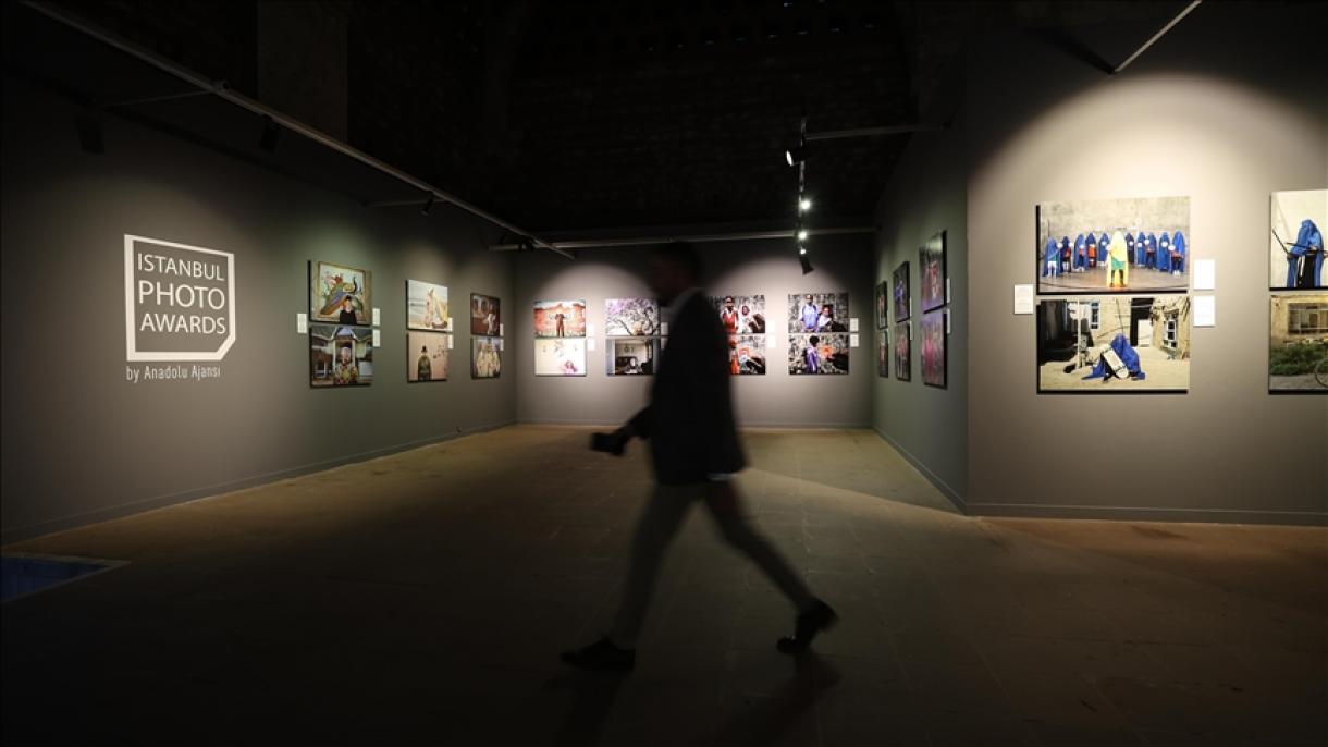 La primera exposición de los Premios de Fotografía de İstanbul 2023 abre sus puertas en Beyoglu