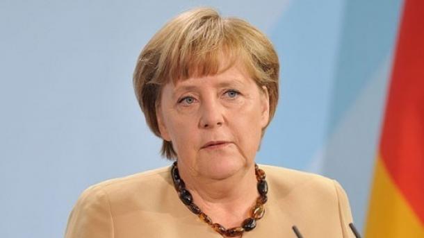 Brexit, Merkel invita a calma, lunedì Hollande, Renzi e Tusk a Berlino