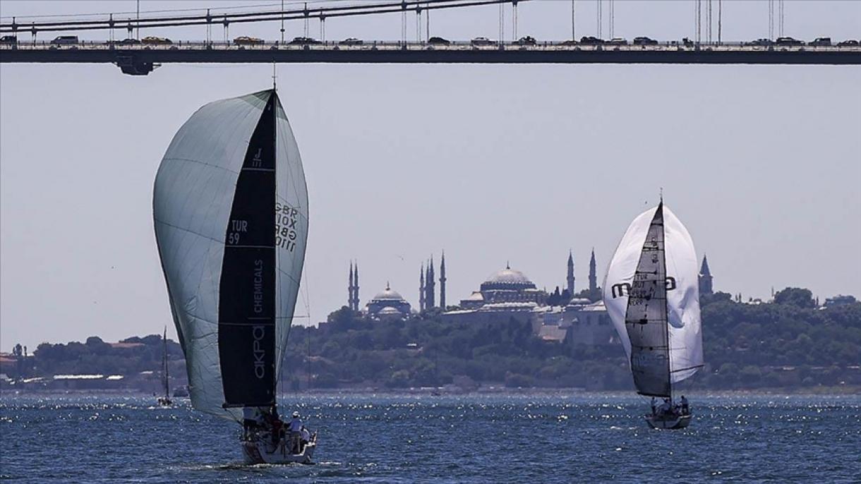 برگزاری مسابقات قایق‌های بادبانی در تنگه استانبول