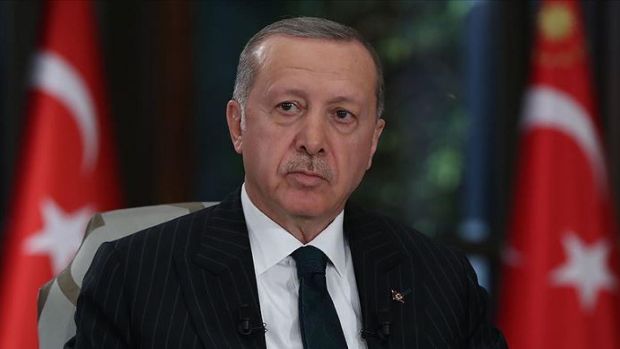 Denuncia del presidente Erdogan contra el periódico griego por el título con insultas graves