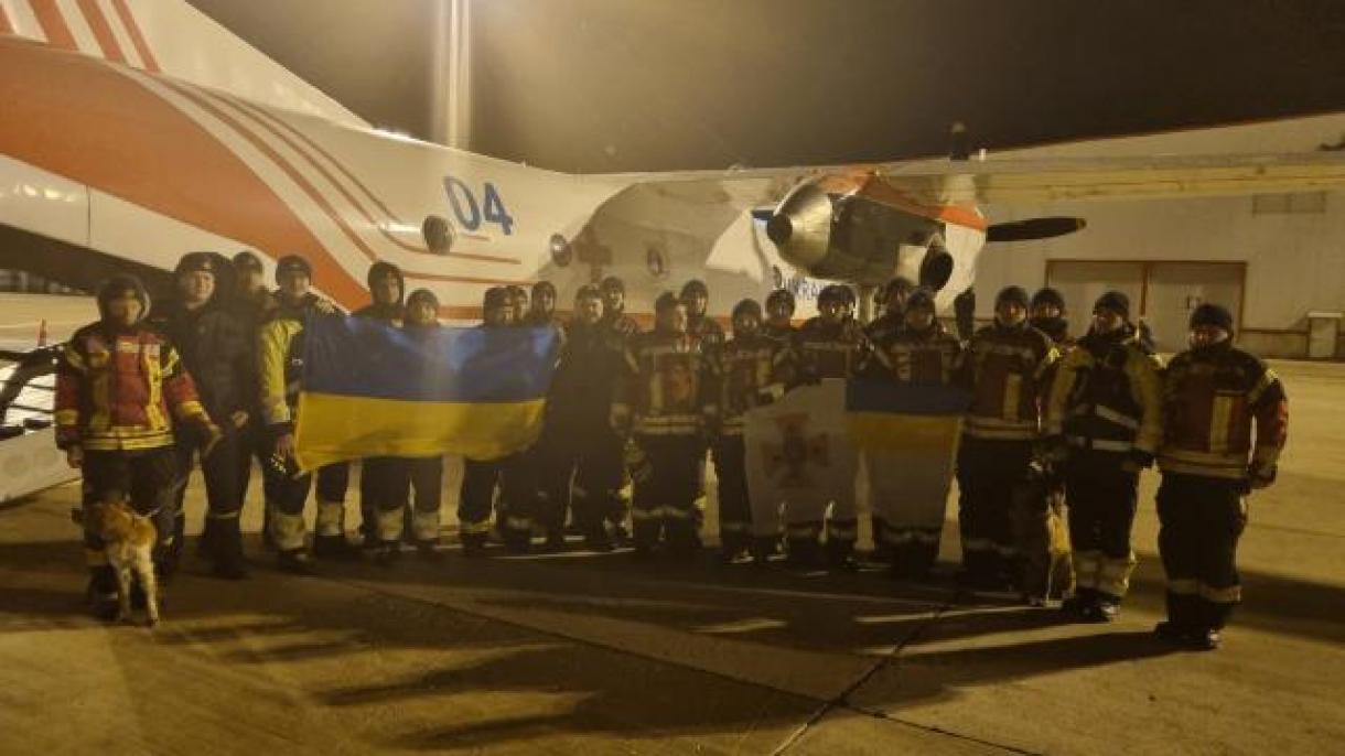 Украйна изпрати спасителни екипи в Тюркийе...
