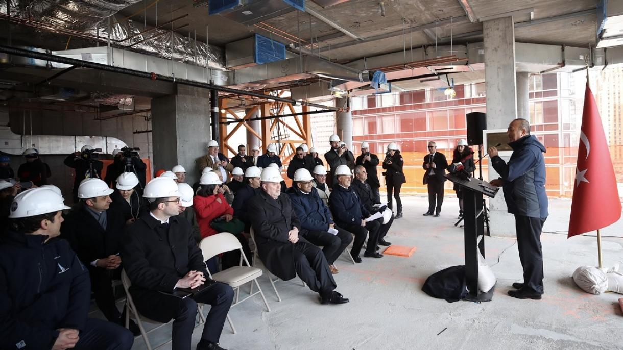 Ministro Çavuşoglu: “La Casa Turca será uno de los símbolos de Nueva York”