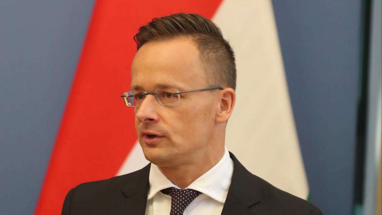 Wengriýanyň daşary işler ministri: "ÝB Türkiýä söz beren 6 milliard ýewro puly tölemeli" diýdi