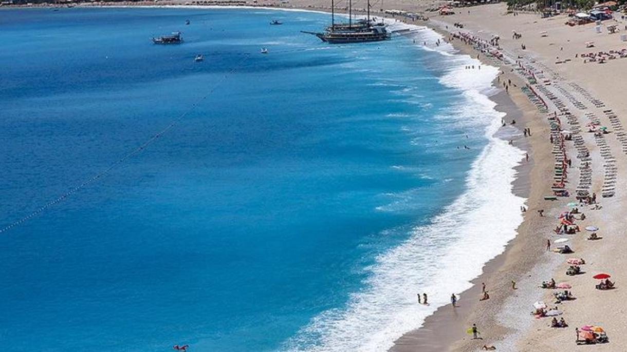 Turistas internacionais podem desfrutar de férias seguras na Turquia