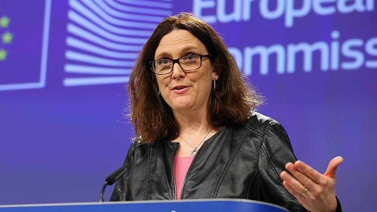 Cecila Malmstörm: "Continuiamo a sostenere che l'UE deve rimanere al di fuori di queste misure"