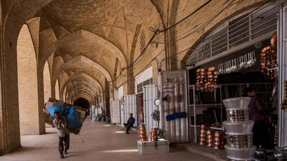 صاحبان کسب‌وکار در بازار مسگرهای کرمان: منتظر ارزانی بودیم، اما گرانی شد