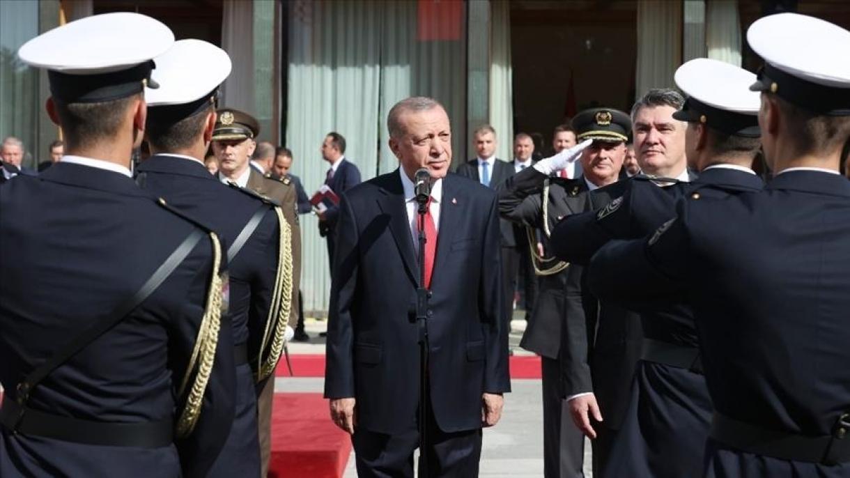 اردوغان: همواره در کنار خواهران و برادران‌مان در بالکان قرارداریم