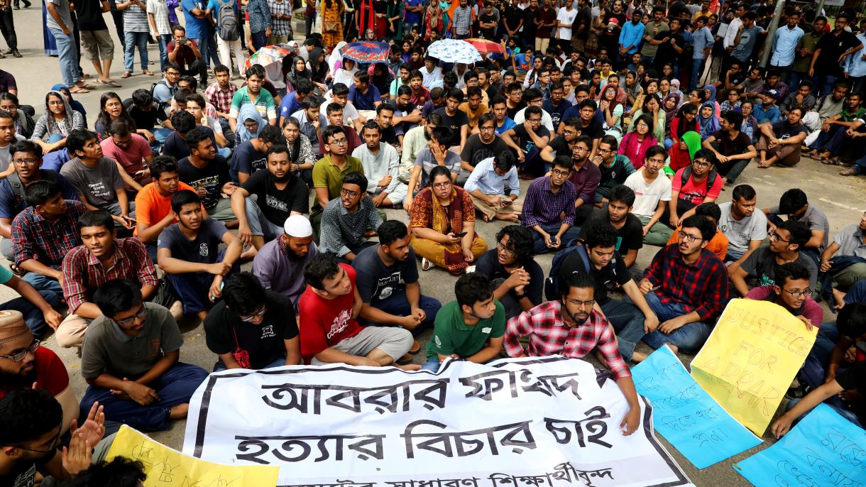 بنگلہ دیش: طالبعلم کے قاتل 20 افراد کو سزائے موت سنا دئی گئی