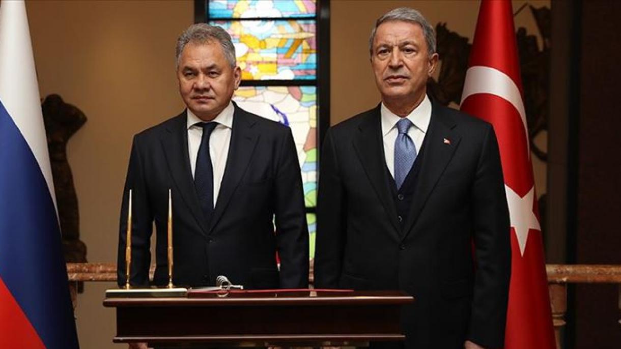 土耳其国防部长和俄国防部长举行电话会晤