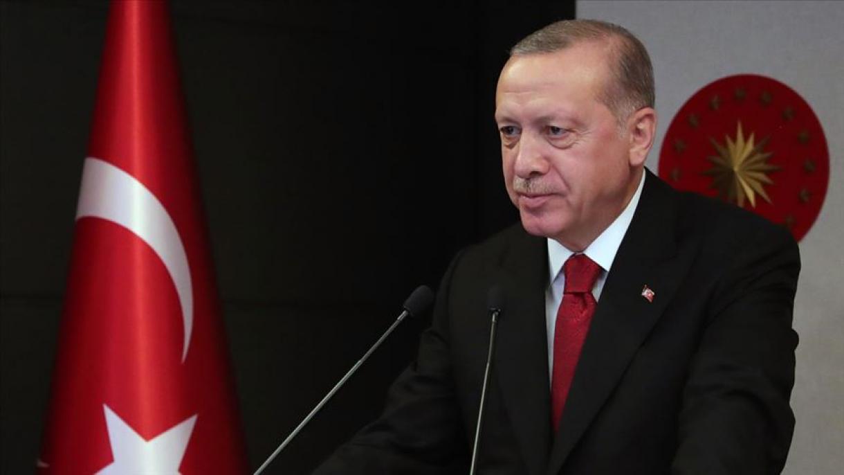 Erdogan: "Ýaşlar ähli ugurlar boýunça ýurdumyzyň ýoluny ýagtylandyrýar" diýdi