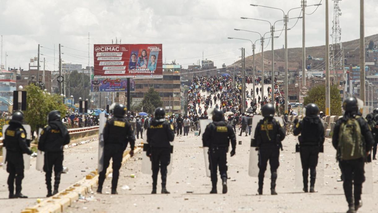 Peruda hökümede garşy geçirilýän protestler dowam edýär