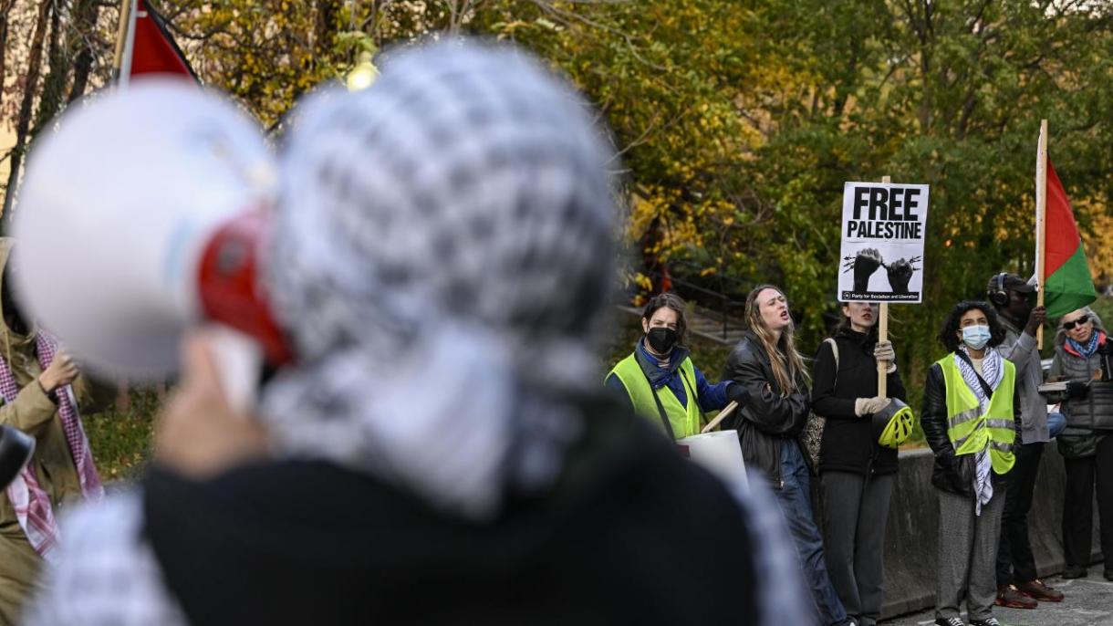 Нападение срещу палестински студенти в САЩ...