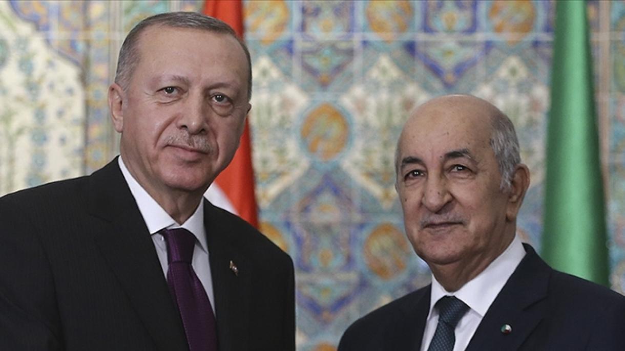 O presidente Erdogan conversou por telefone com Tebboune e al-Menfi