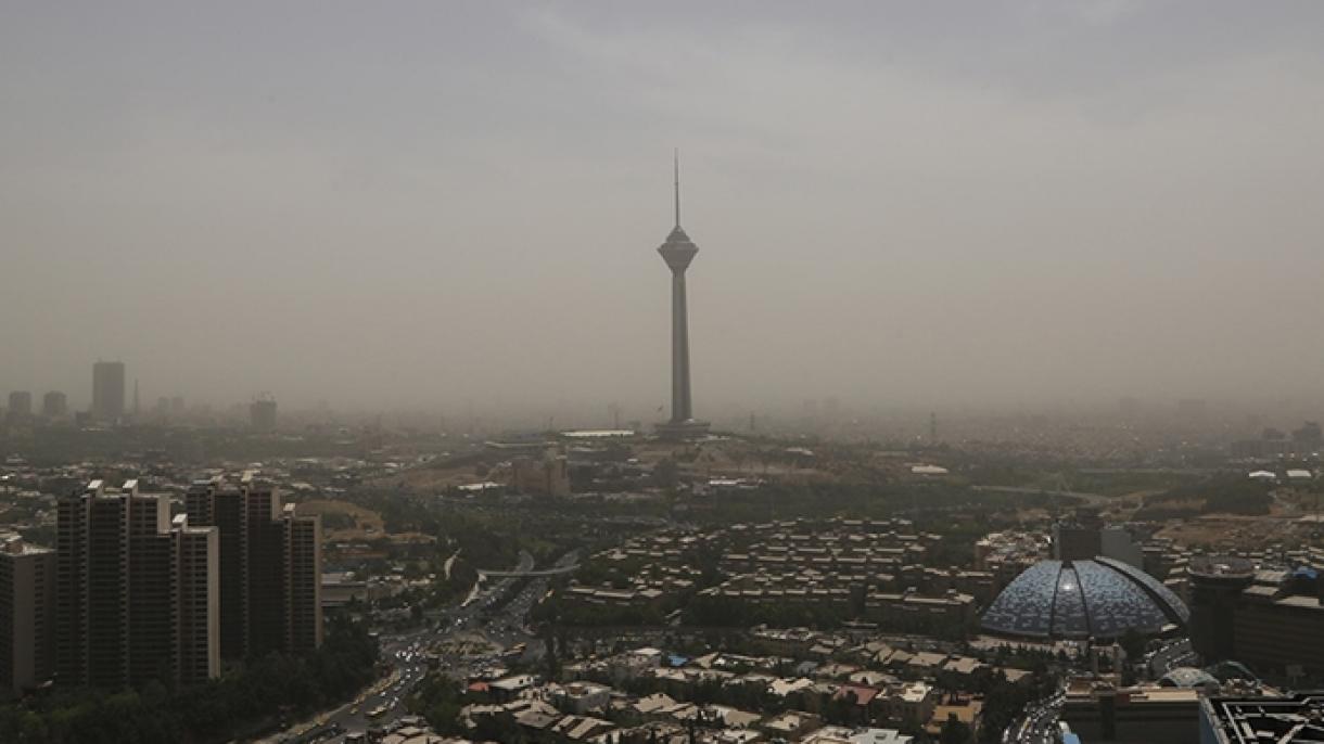 İranda hava çirkliliyi, təhsil dayandırıldı
