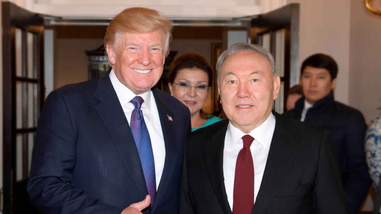Nazarbayev Tramp belän küreşkän