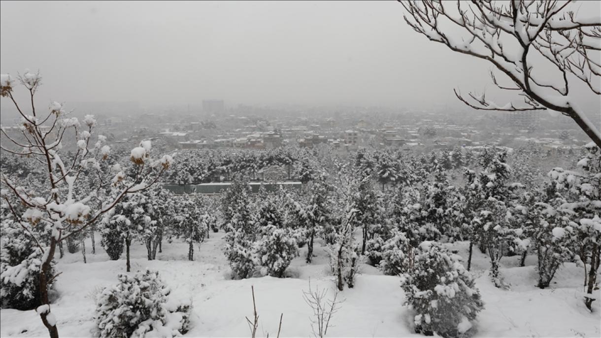 برف سنگین برخی مناطق افغانستان را در بر گرفت