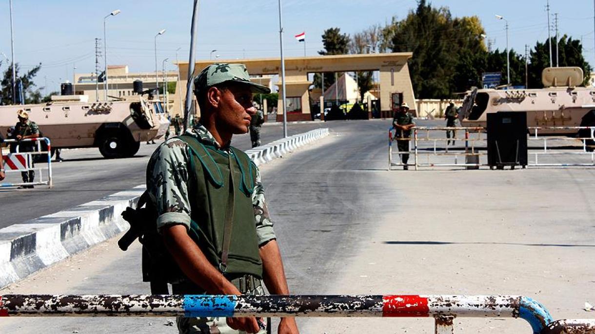 Το Ισραήλ έκλεισε το συνοριακό πέρασμα με την Αίγυπτο