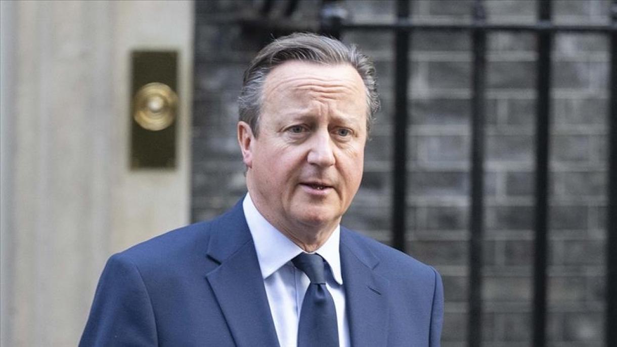 El ministro de Exteriores británico Cameron efectuará la visita a Türkiye y al Oriente Medio