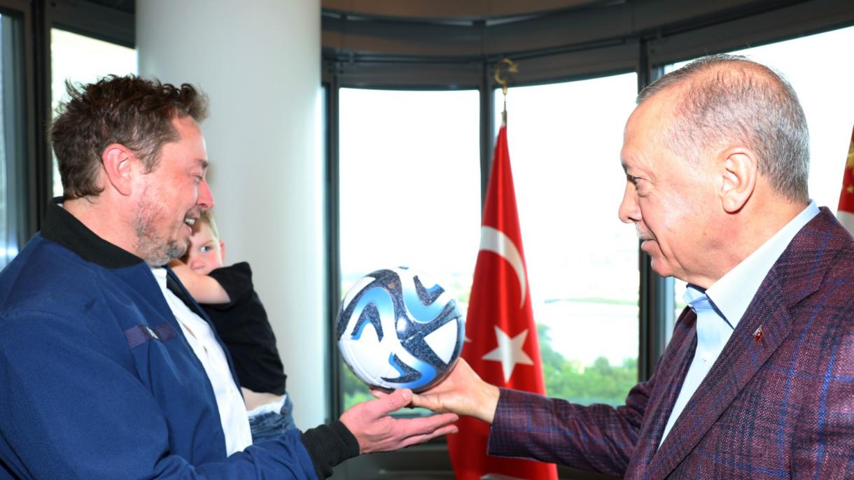 Erdogan ha accolto  Elon Musk a Turkevi